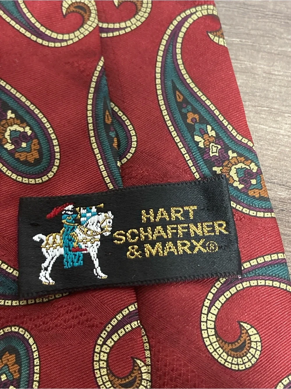 Hart Schaffner Marx Vintage Handmade in ITALY Silk Tie Mens Red Gold Paisley